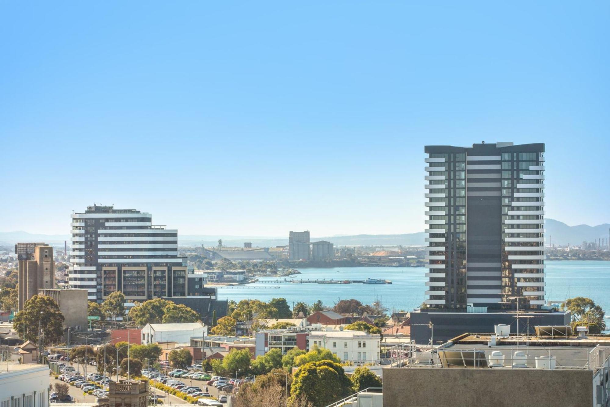 Holiday Inn & Suites Geelong, An Ihg Hotel Exterior photo