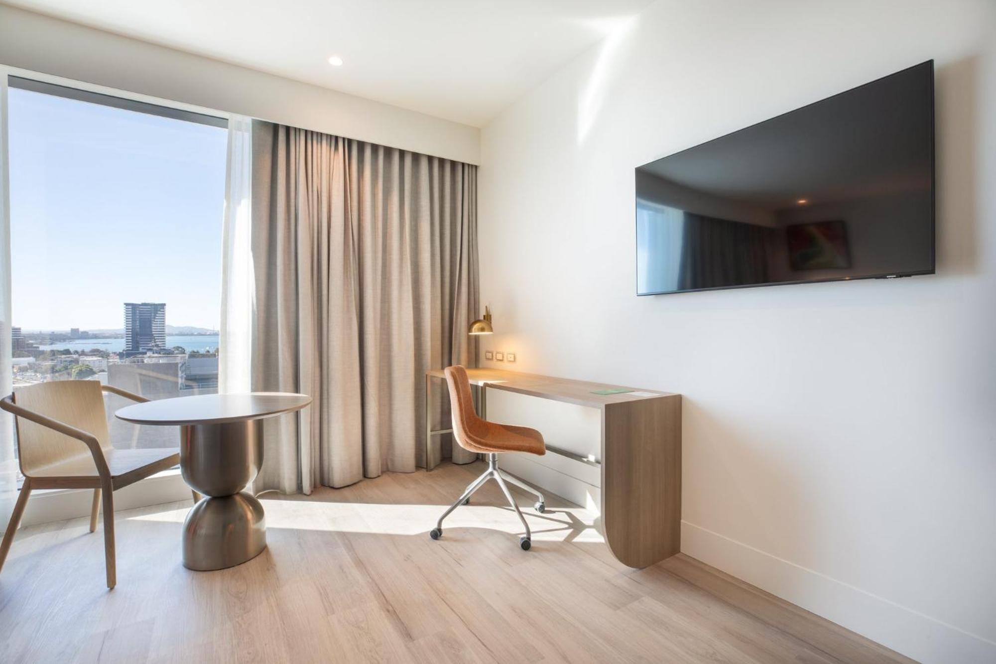 Holiday Inn & Suites Geelong By Ihg Exterior photo